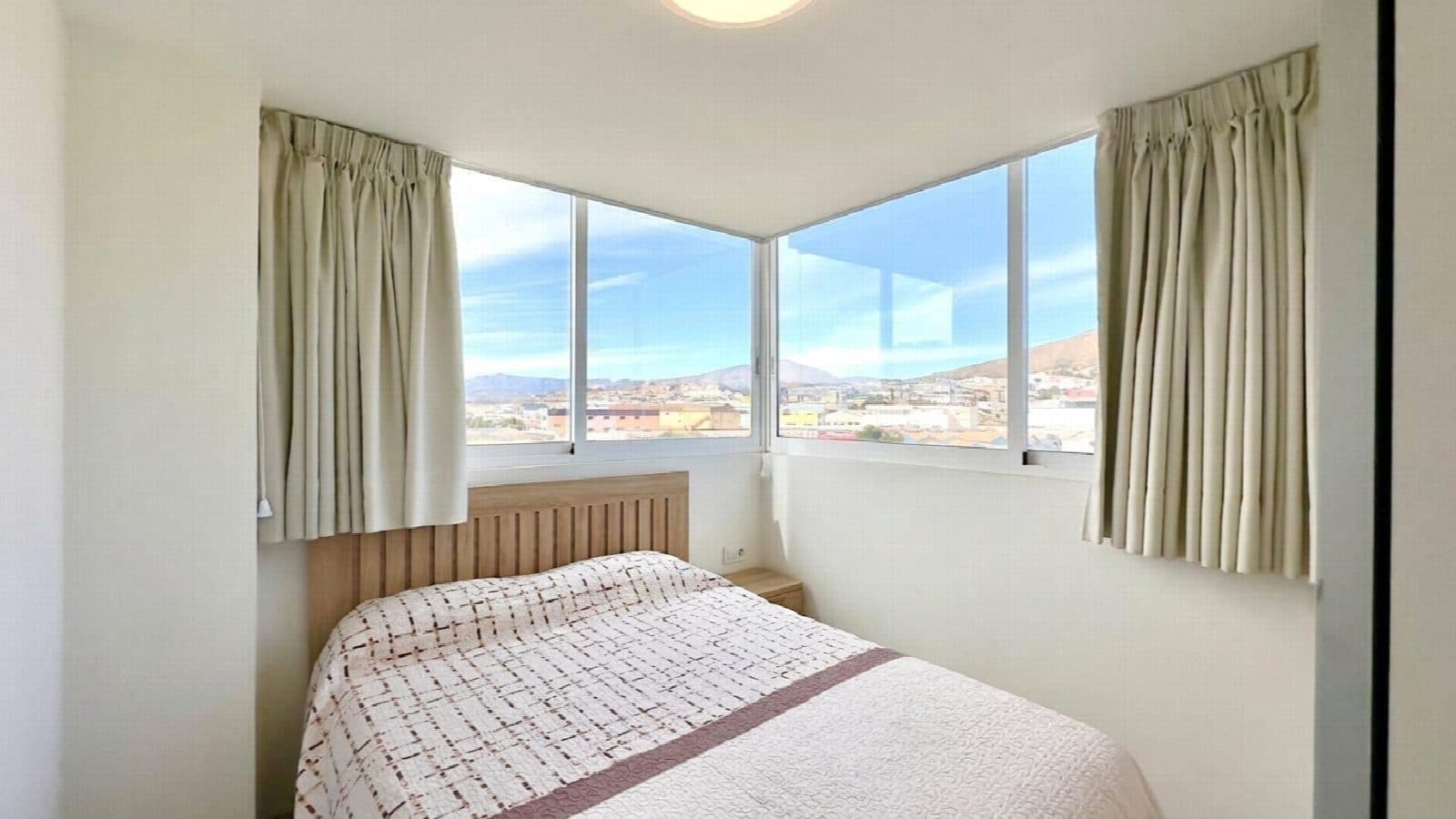 2 bedroom Apartment for sale in Finestrat with pool - € 285,000 (Ref: 10050927)
