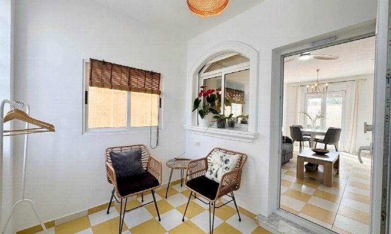 4 slaapkamer Villa te koop in Torrevieja met garage - € 398.995 (Ref: 10050931)