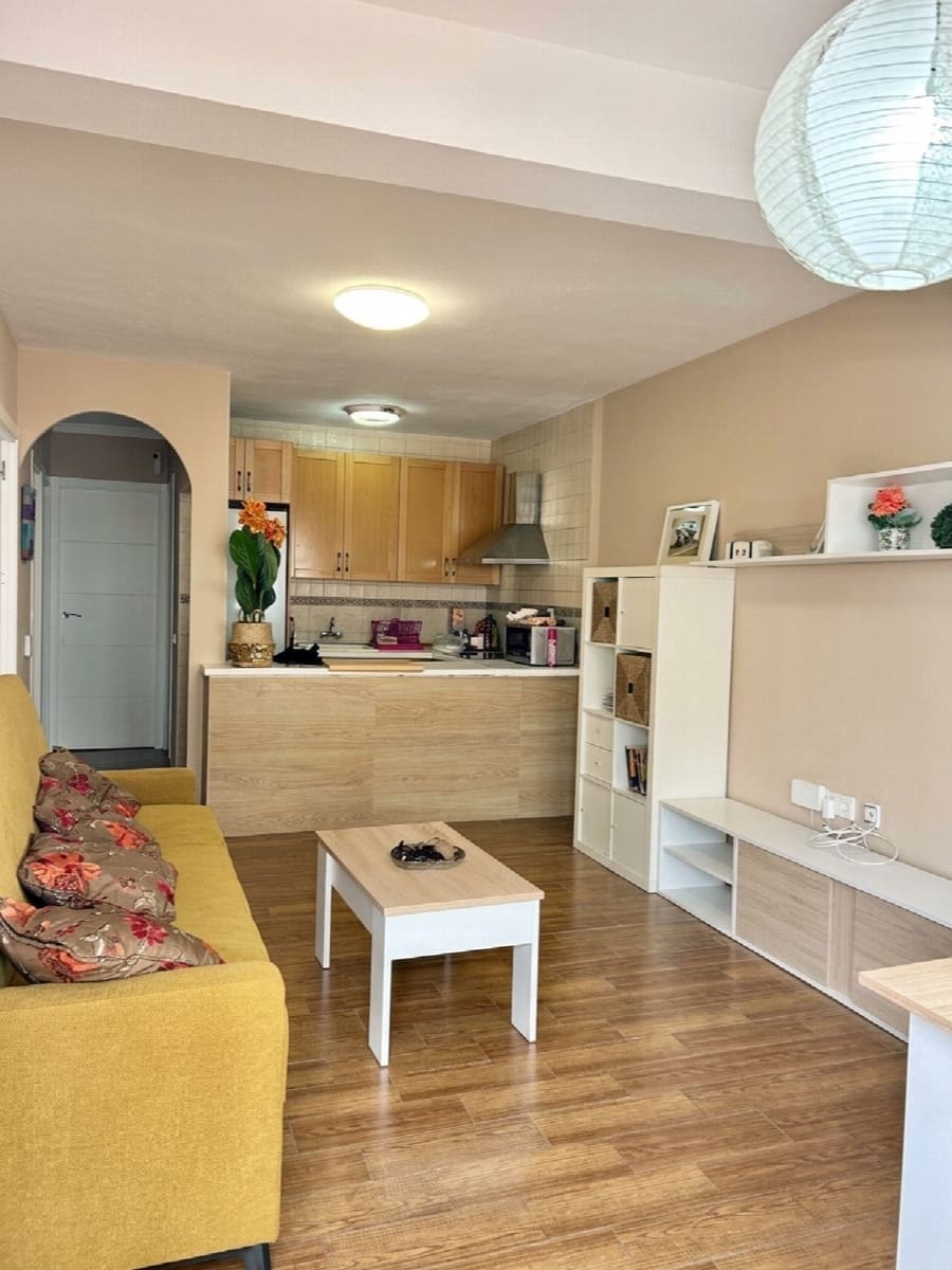 2 soverom Leilighet til salgs i Torrevieja - € 199 900 (Ref: 10050933)