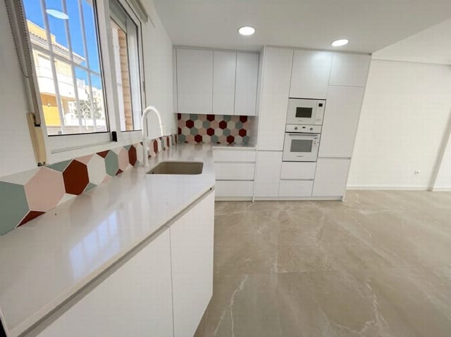 2 chambre Appartement à vendre à Pilar de la Horadada ciudad, Pilar de la Horadada avec garage - 225 000 € (Ref: 10050934)