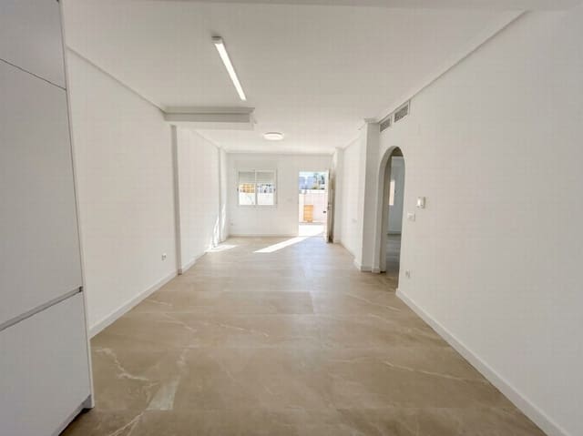 2 chambre Appartement à vendre à Pilar de la Horadada ciudad, Pilar de la Horadada avec garage - 225 000 € (Ref: 10050934)