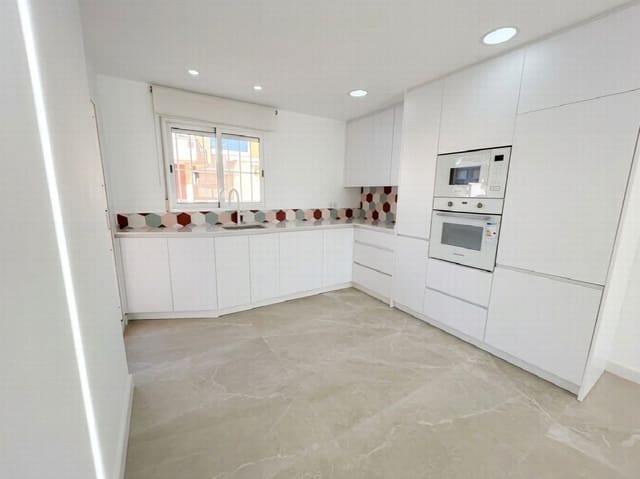 2 chambre Appartement à vendre à Pilar de la Horadada ciudad, Pilar de la Horadada avec garage - 225 000 € (Ref: 10050934)