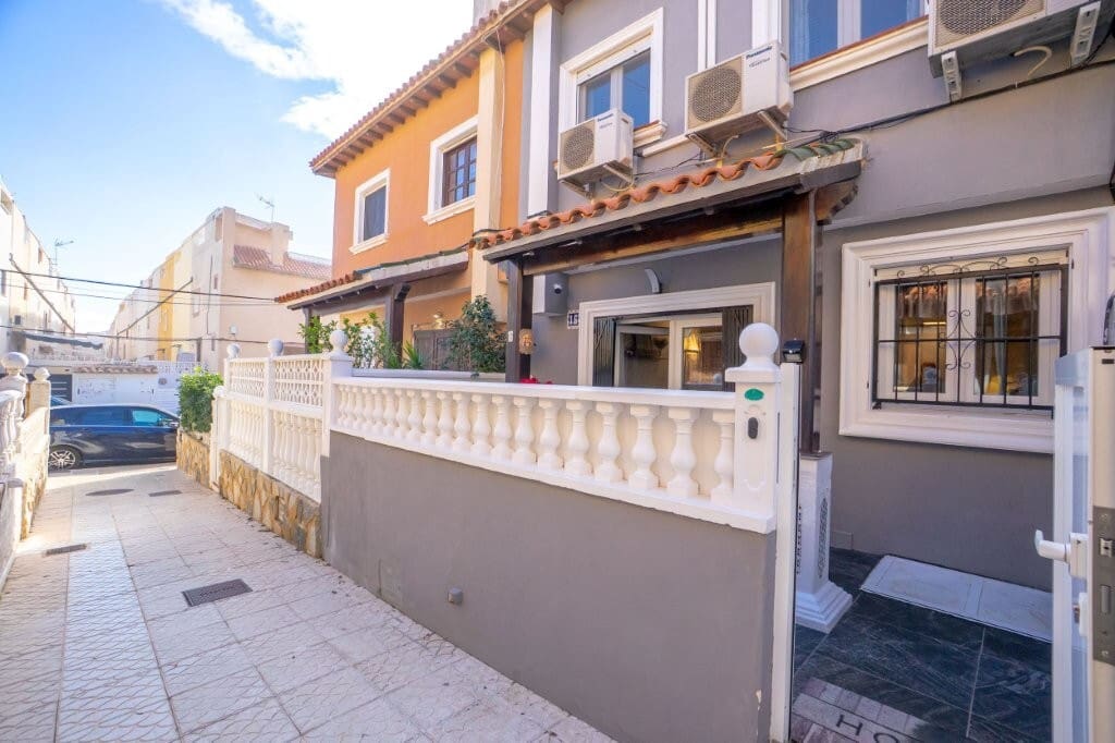 2 Zimmer Haus zu verkaufen in Torrevieja - 192.000 € (Ref: 10050938)