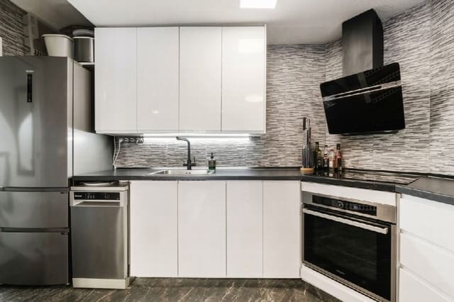 2 quarto Casa em Banda para venda em Parque de las Naciones, Torrevieja - 192 000 € (Ref: 10050938)