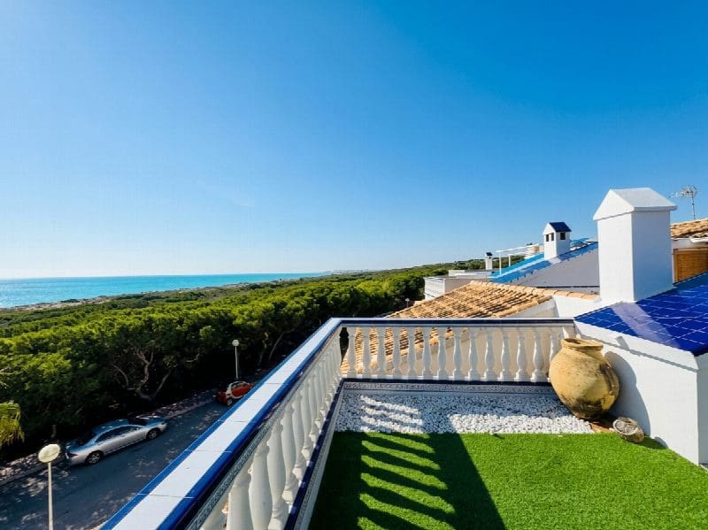 Apartamento de 2 habitaciones en Guardamar del Segura en venta - 450.000 € (Ref: 10050939)