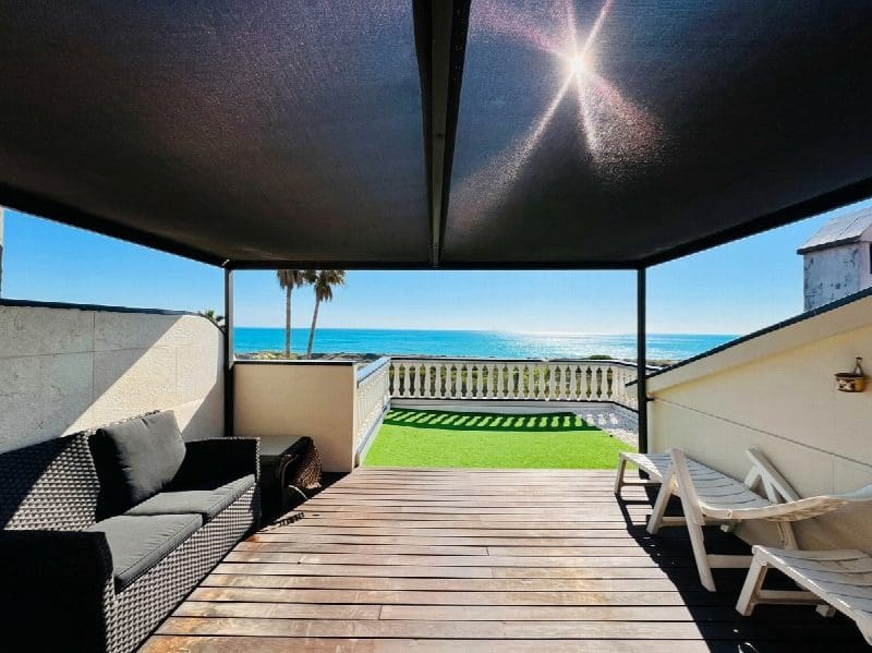 Apartamento de 2 habitaciones en Guardamar del Segura en venta - 450.000 € (Ref: 10050939)