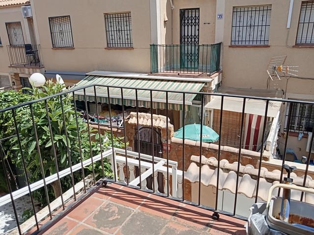 3 makuuhuone Huoneisto myytävänä paikassa Parque de las Naciones, Torrevieja mukana uima-altaan - 170 000 € (Ref: 10050940)