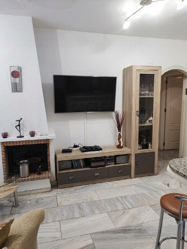 Apartamento Playa de 2 habitaciones en Torrevieja en venta con piscina garaje - 299.000 € (Ref: 10050943)
