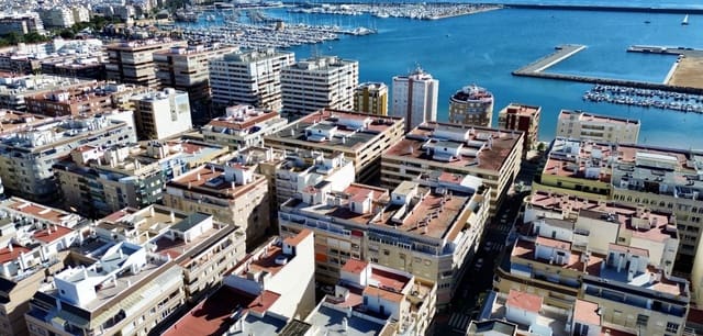 2 bedroom Apartment for sale in Playa del Acequión, Torrevieja - € 159,000 (Ref: 10050945)