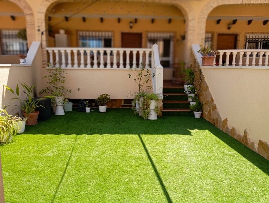 2 slaapkamer Huis te koop in Guardamar del Segura met zwembad garage - € 269.000 (Ref: 10050948)