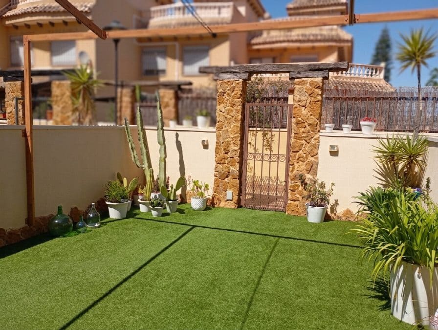 2 slaapkamer Huis te koop in Guardamar del Segura met zwembad garage - € 269.000 (Ref: 10050948)