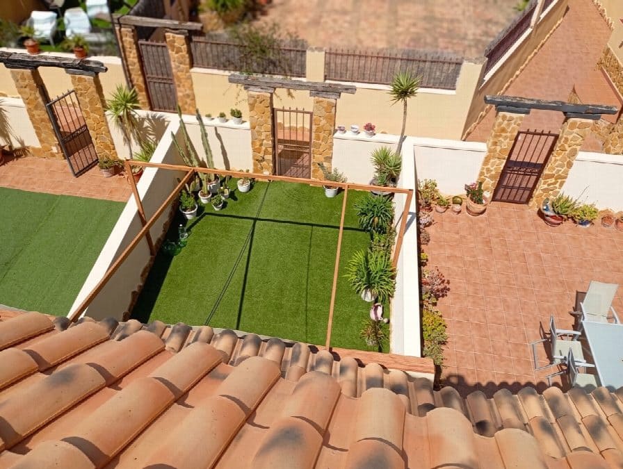 2 slaapkamer Huis te koop in Guardamar del Segura met zwembad garage - € 269.000 (Ref: 10050948)