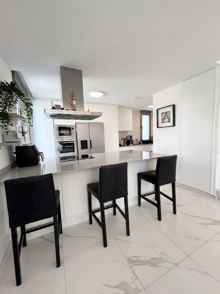5 bedroom Villa for sale in Orihuela with pool garage - € 595,000 (Ref: 10050951)