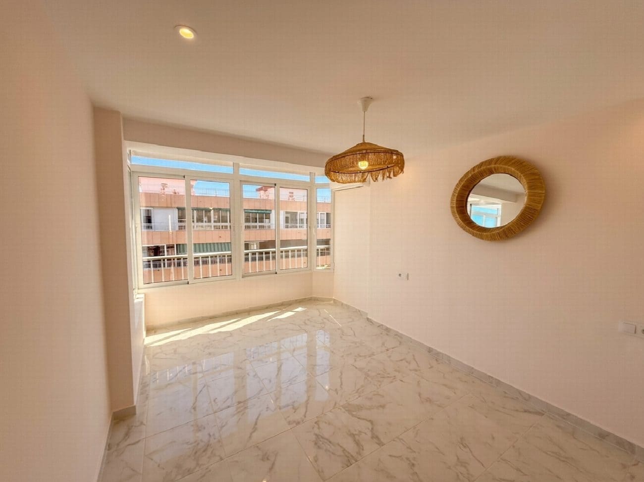3 quarto Apartamento para venda em Torrevieja - 249 900 € (Ref: 10050954)