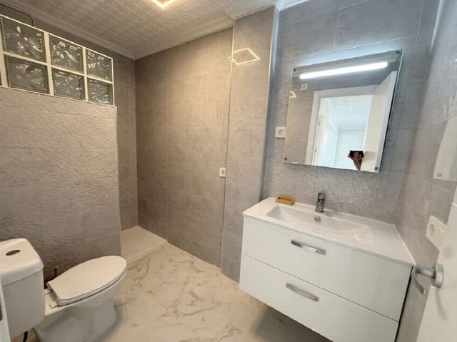 3 quarto Apartamento para venda em Parque de las Naciones, Torrevieja - 249 900 € (Ref: 10050954)