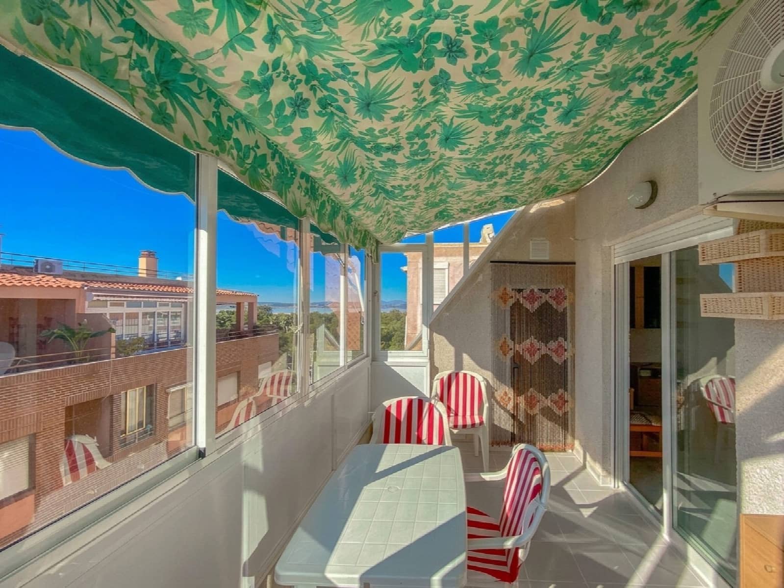 2 bedroom Apartment for sale in Torrevieja with pool - € 157,000 (Ref: 10050955)