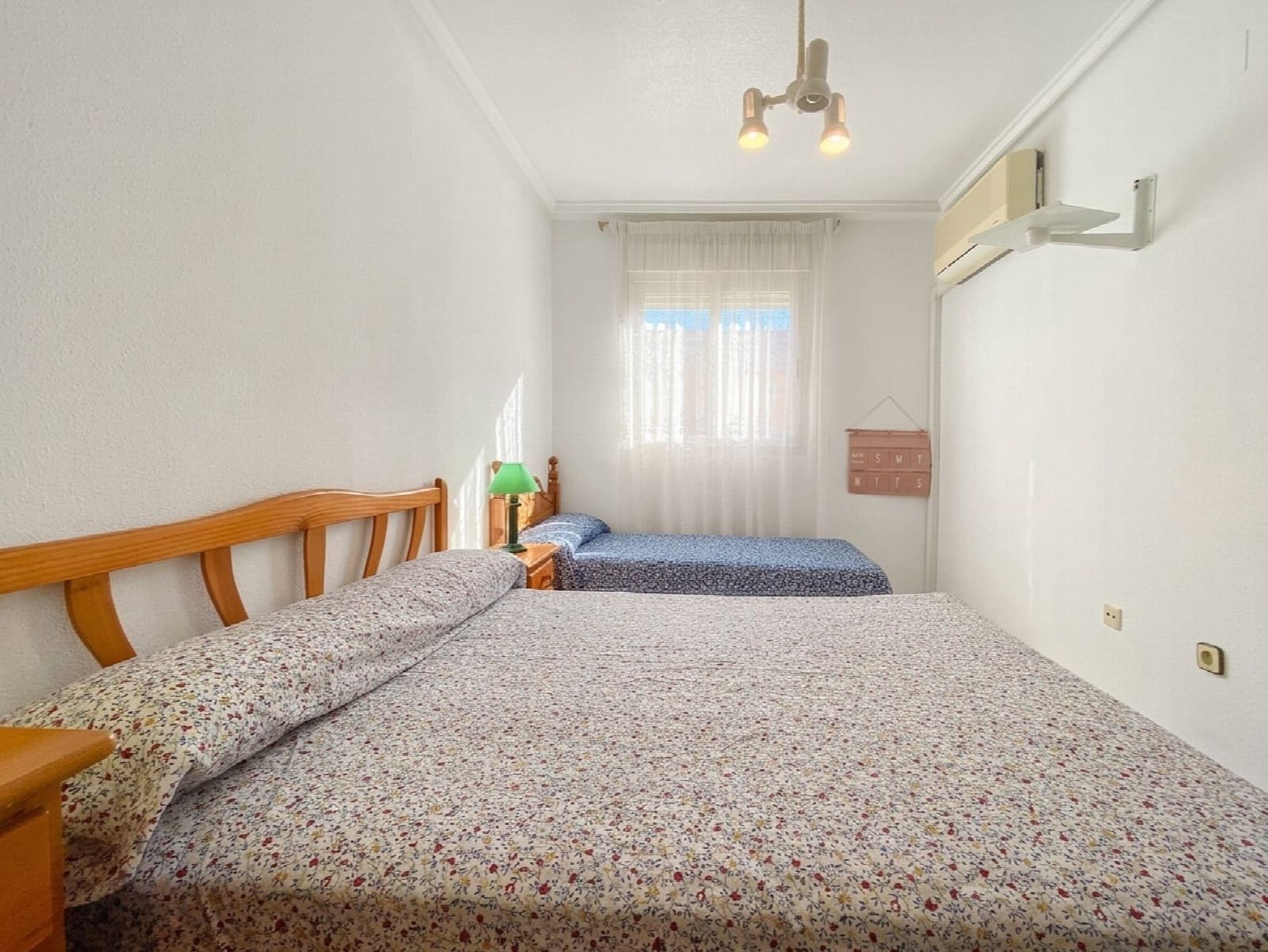 2 bedroom Apartment for sale in Torrevieja with pool - € 157,000 (Ref: 10050955)