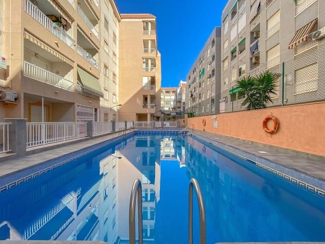 2 bedroom Apartment for sale in Playa del Acequión, Torrevieja with pool - € 157,000 (Ref: 10050955)