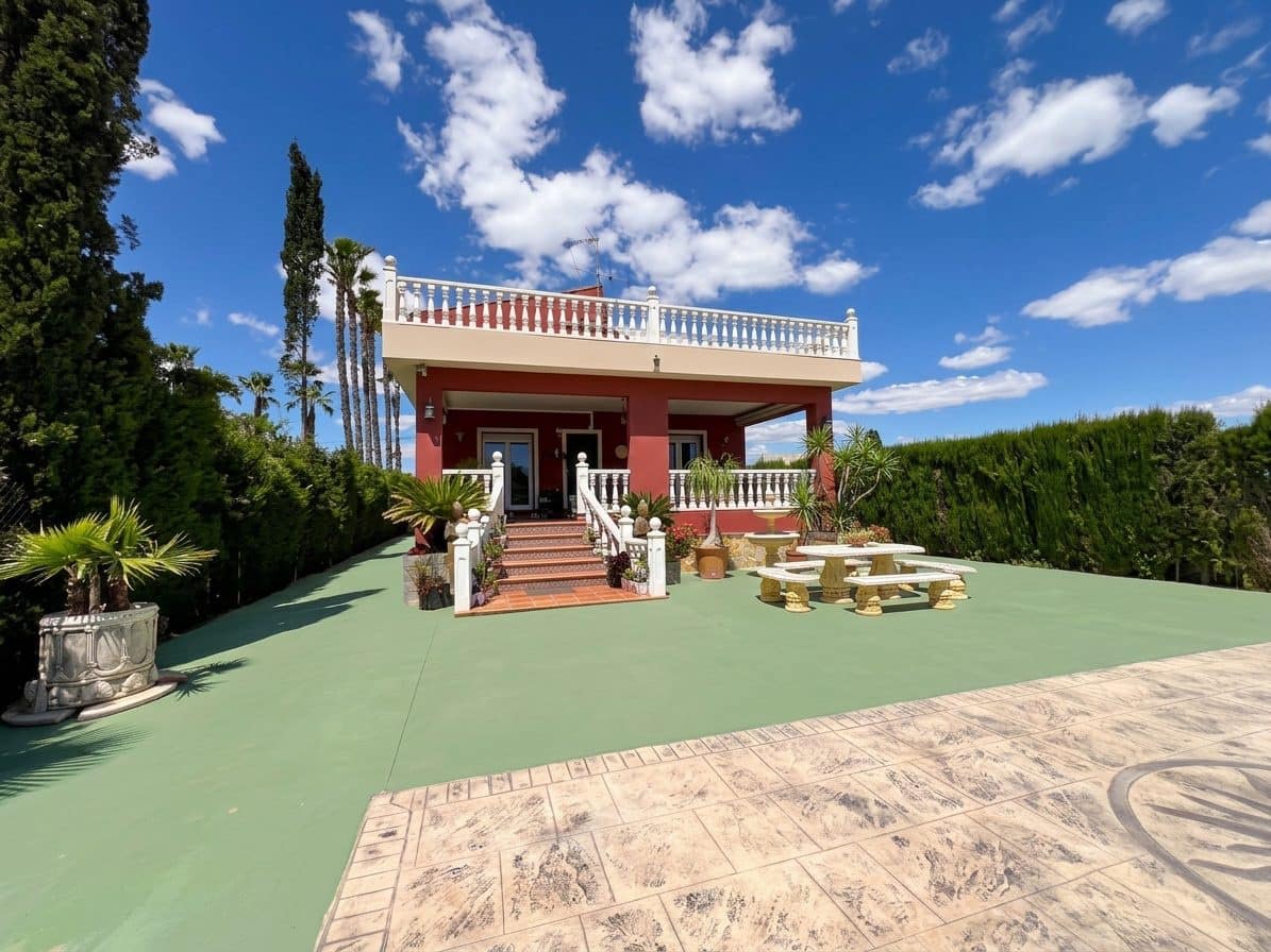 4 Zimmer Finca/Landgut zu verkaufen in Dolores mit Pool - 485.000 € (Ref: 10050956)