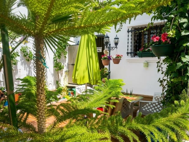 2 bedroom Townhouse for sale in Los Almendros (Orihuela Costa), Orihuela - € 239,000 (Ref: 10050960)