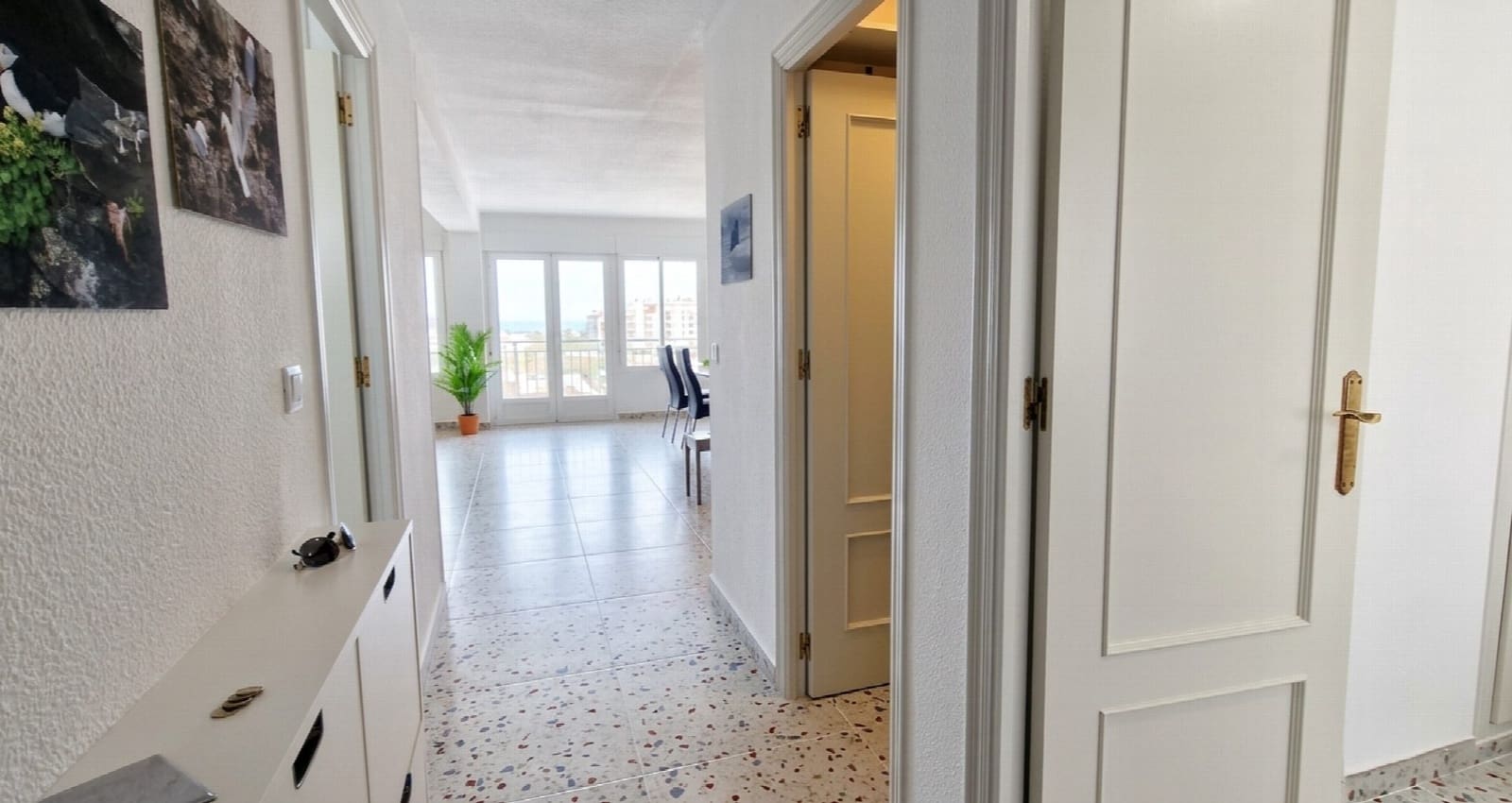 2 makuuhuone Huoneisto myytävänä paikassa Torrevieja - 299 000 € (Ref: 10050963)