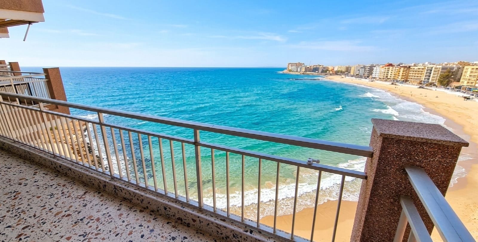 2 makuuhuone Huoneisto myytävänä paikassa Torrevieja - 299 000 € (Ref: 10050963)