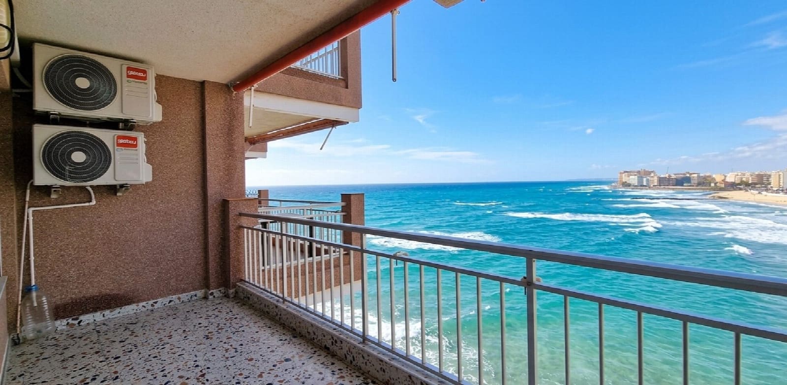 2 makuuhuone Huoneisto myytävänä paikassa Torrevieja - 299 000 € (Ref: 10050963)