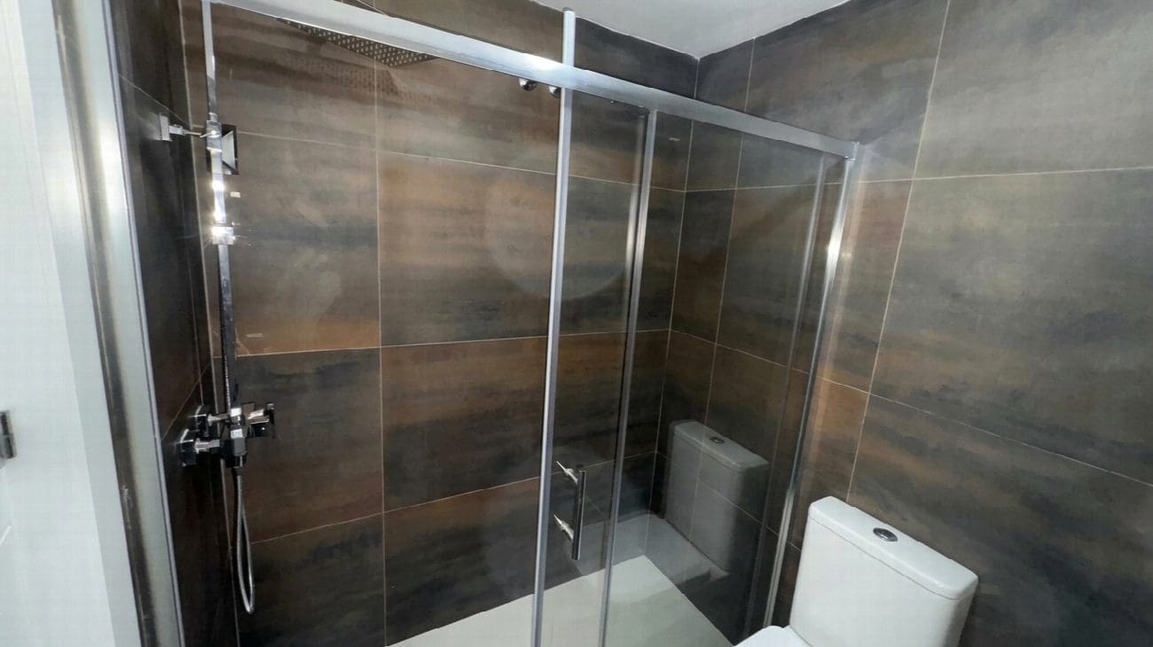 2 sypialnia Bungalow na sprzedaż w Torrevieja z basenem garażem - 175 000 € (Ref: 10050966)