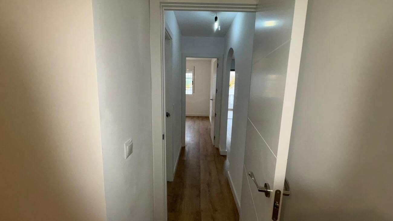 2 sypialnia Bungalow na sprzedaż w Torrevieja z basenem garażem - 175 000 € (Ref: 10050966)