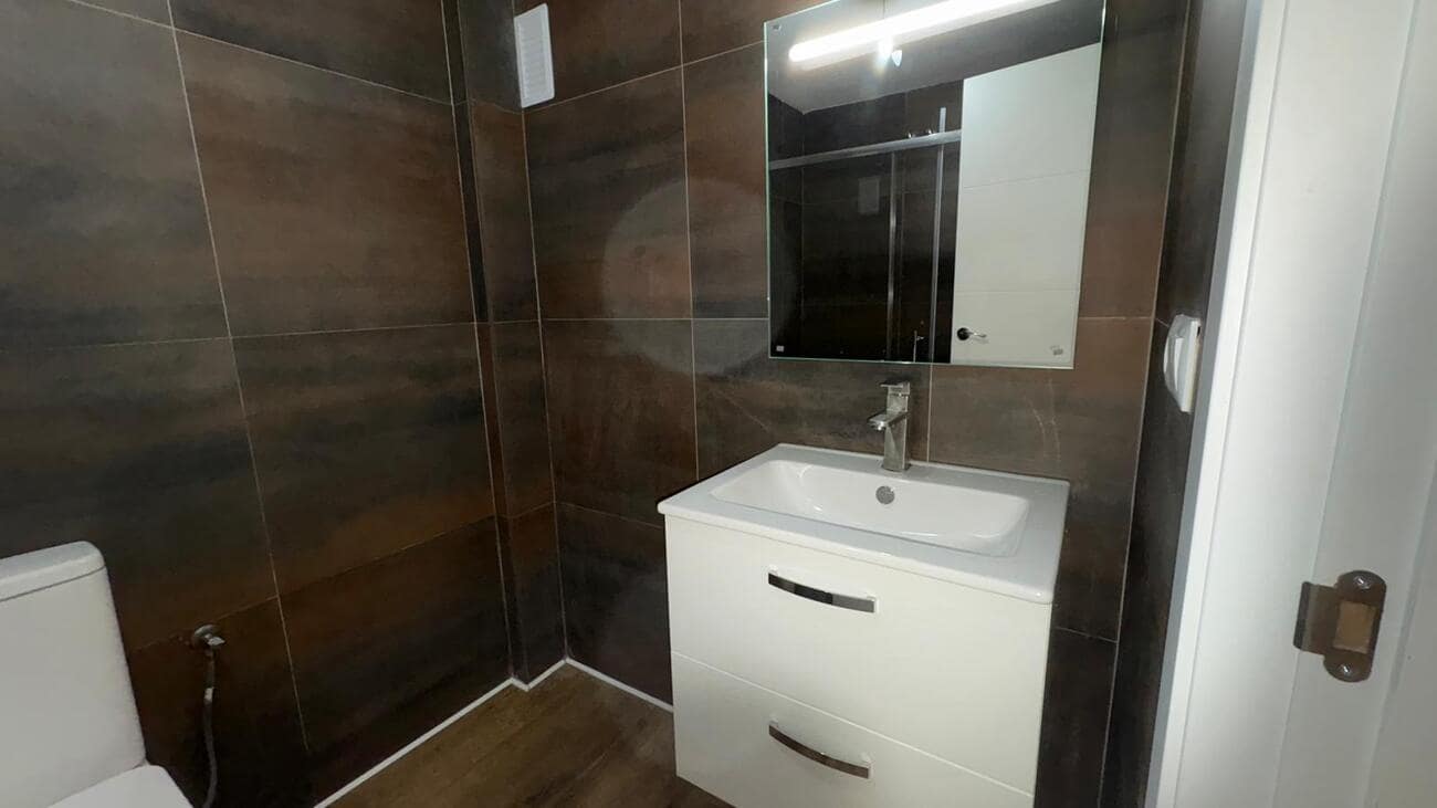 2 sypialnia Bungalow na sprzedaż w Torrevieja z basenem garażem - 175 000 € (Ref: 10050966)