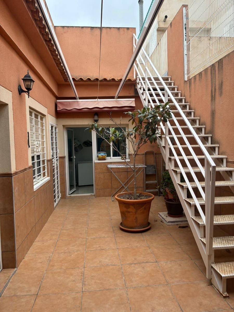 3 bedroom Townhouse for sale in Algorfa - € 269,500 (Ref: 10050971)