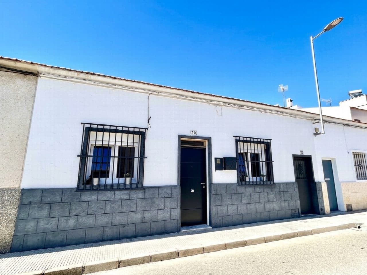 4 sovrum Hus till salu i San Miguel de Salinas med garage - 180 000 € (Ref: 10050972)