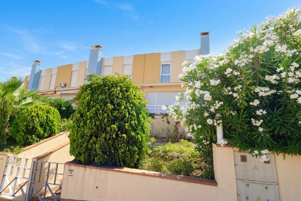 3 sypialnia Dom na sprzedaż w Orihuela z basenem garażem - 390 000 € (Ref: 10050989)