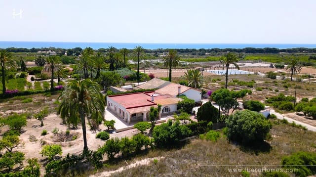 5 soveværelse Finca/Landehus til salg i La Marina, Elche / Elx med garage - € 539.000 (Ref: 10050990)
