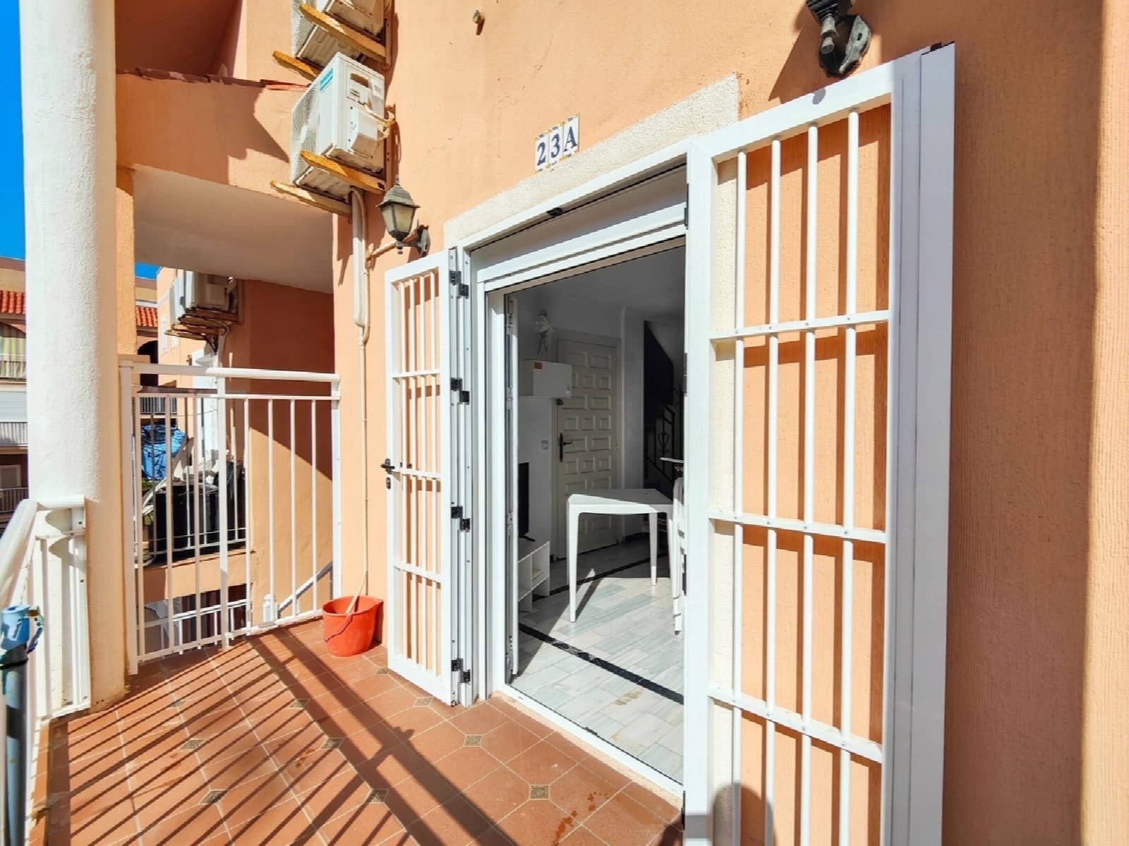 2 slaapkamer Appartement te koop in Torrevieja met zwembad - € 215.000 (Ref: 10050999)