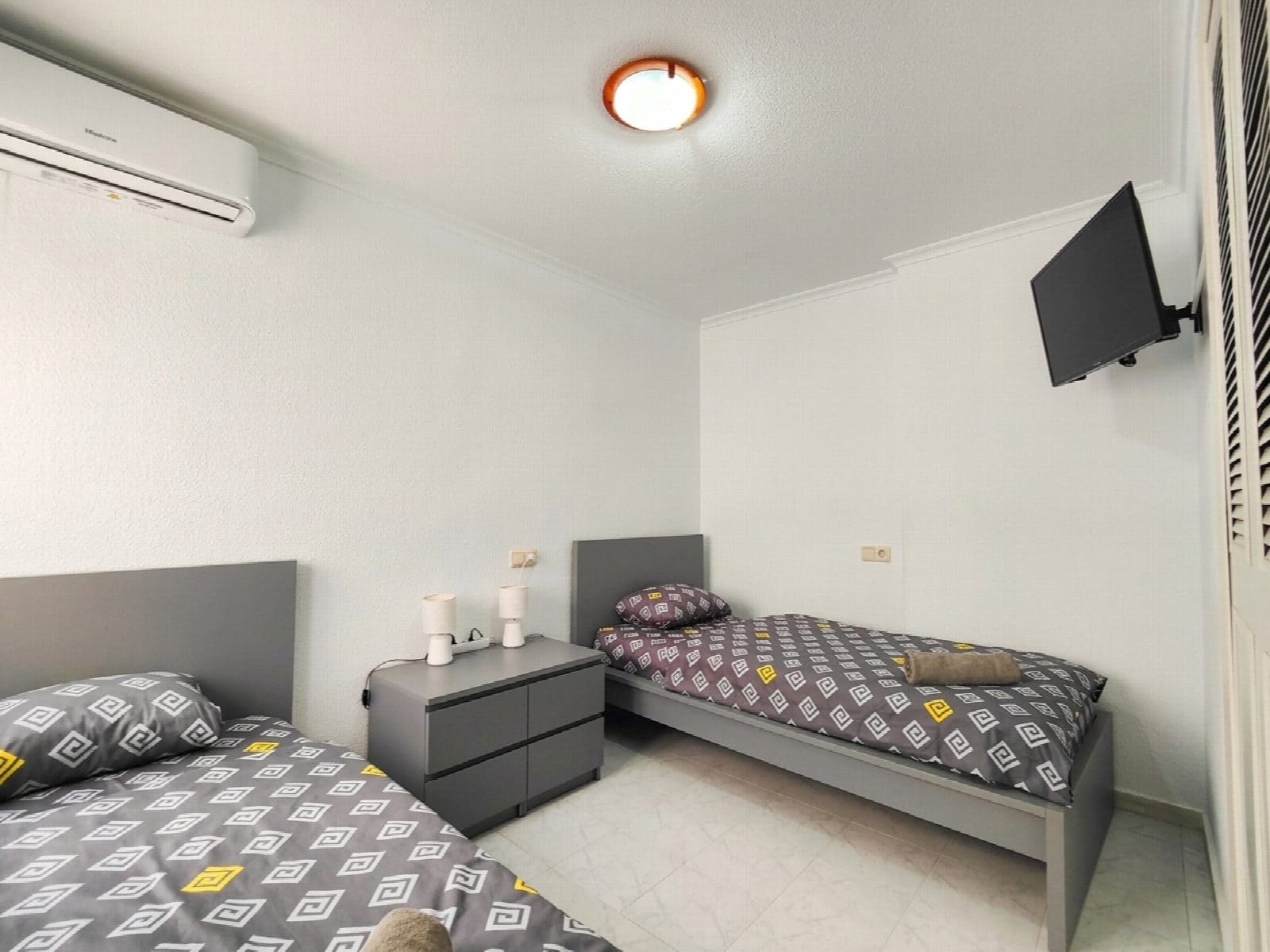 2 slaapkamer Appartement te koop in Torrevieja met zwembad - € 215.000 (Ref: 10050999)