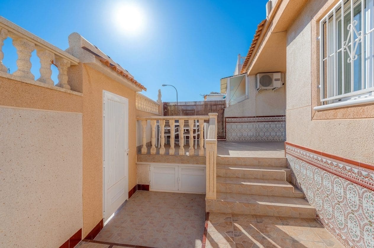 2 sypialnia Bungalow na sprzedaż w Torrevieja - 187 500 € (Ref: 10051000)