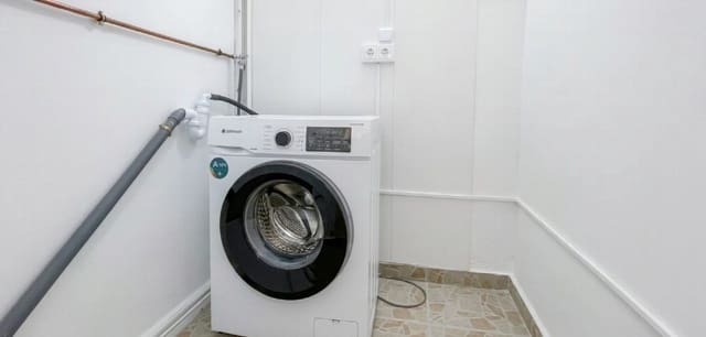 3 makuuhuone Omakotitalo myytävänä paikassa Playa Flamenca, Orihuela mukana 
autotalli - 289 000 € (Ref: 10051003)
