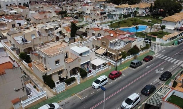 3 chambre Appartement à vendre à Los Balcones - Los Altos, Torrevieja avec piscine - 236 995 € (Ref: 10051005)