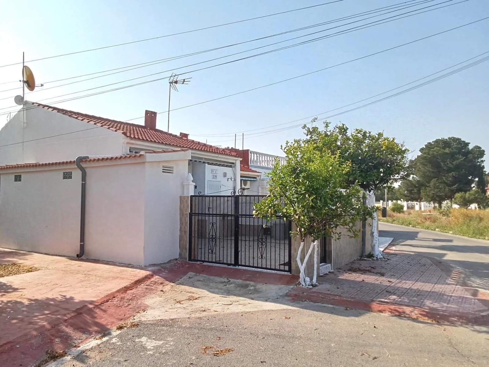 2 sypialnia Bungalow na sprzedaż w Torrevieja - 156 000 € (Ref: 10051009)