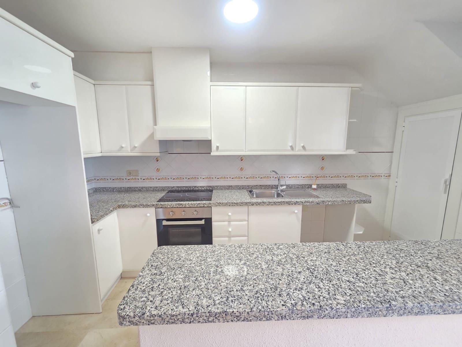 2 sovrum Bungalow till salu i Orihuela med pool - 215 000 € (Ref: 10051011)