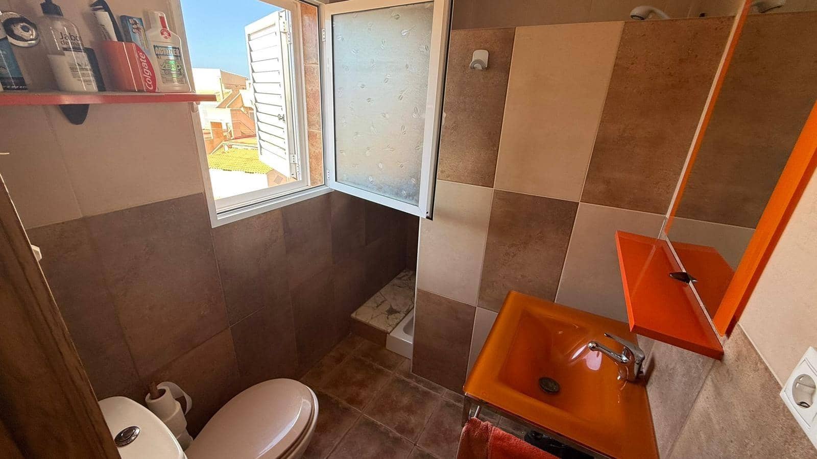 3 Zimmer Apartment zu verkaufen in Torrevieja mit Pool - 315.000 € (Ref: 10051012)