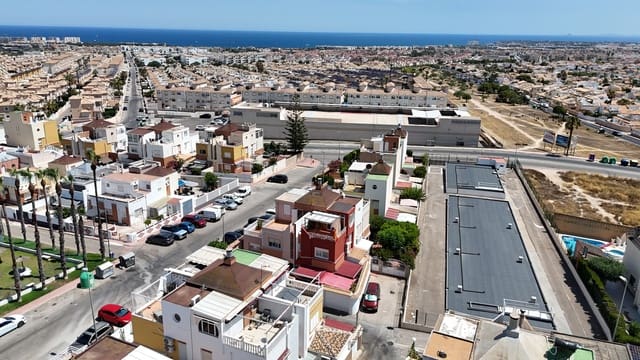 2 bedroom Townhouse for sale in Los Balcones - Los Altos, Torrevieja - € 228,000 (Ref: 10051021)