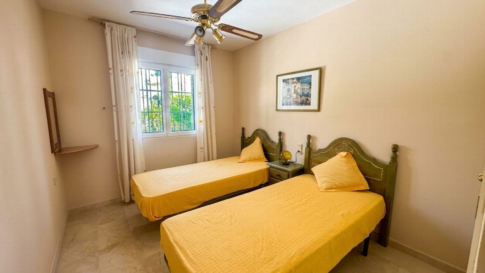 2 bedroom Townhouse for sale in Orihuela with pool - € 215,000 (Ref: 10051024)