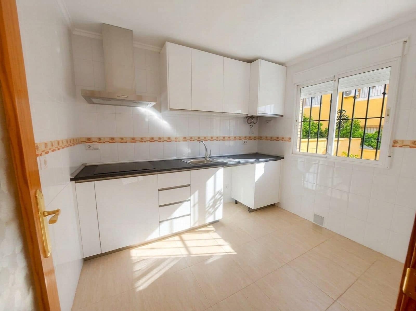 3 bedroom Townhouse for sale in Rojales with pool - € 265,000 (Ref: 10051026)