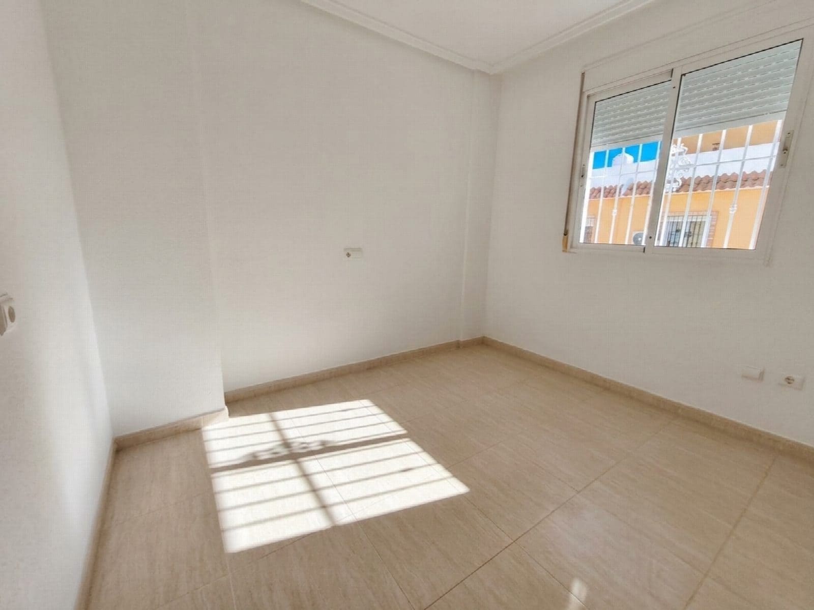 3 bedroom Townhouse for sale in Rojales with pool - € 265,000 (Ref: 10051026)