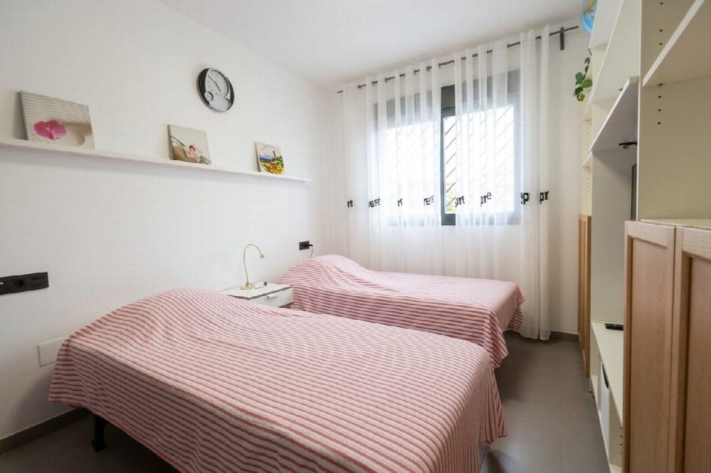 2 sovrum Bungalow till salu i Orihuela med pool garage - 270 000 € (Ref: 10051032)