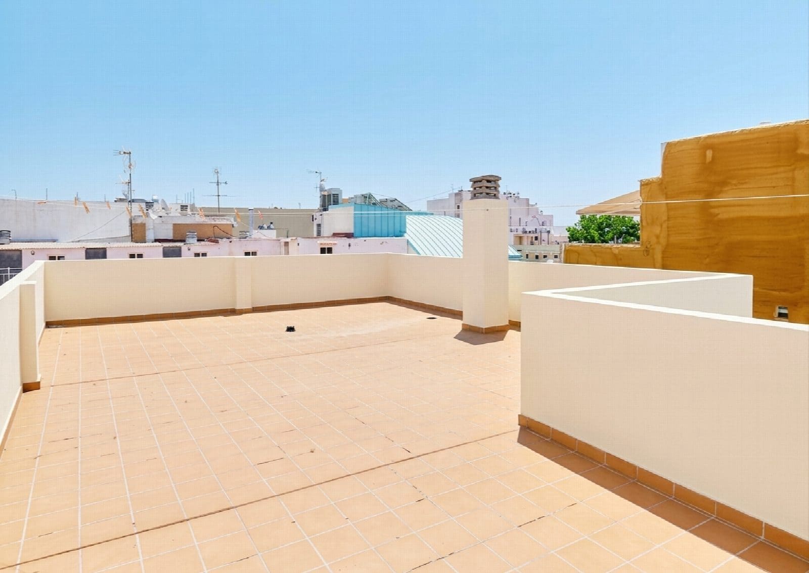 3 bedroom Apartment for sale in Torrevieja - € 525,000 (Ref: 10051033)