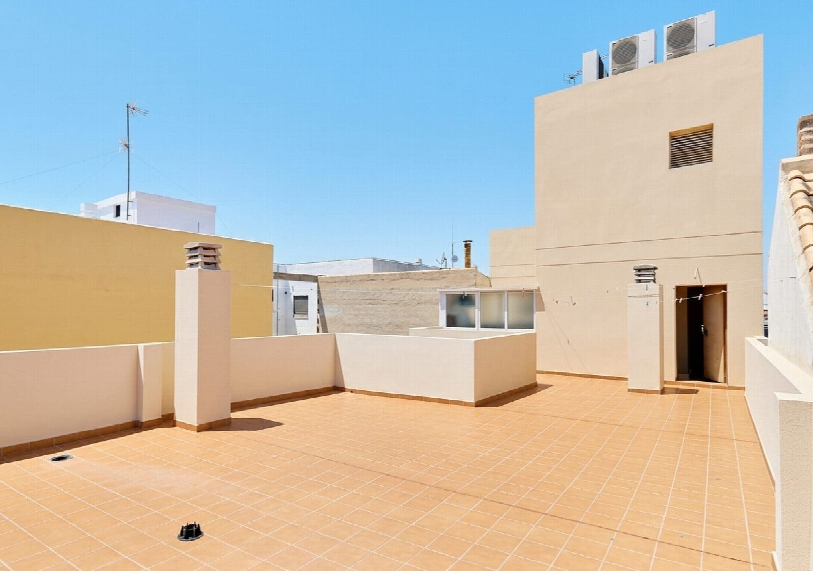 3 bedroom Apartment for sale in Torrevieja - € 525,000 (Ref: 10051033)