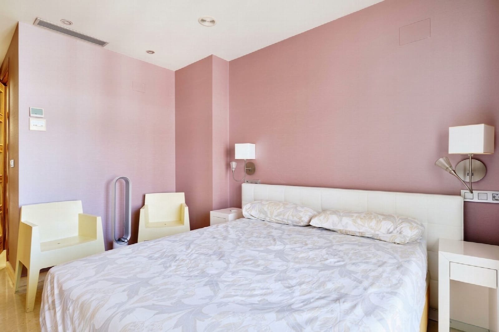 3 bedroom Apartment for sale in Torrevieja - € 525,000 (Ref: 10051033)